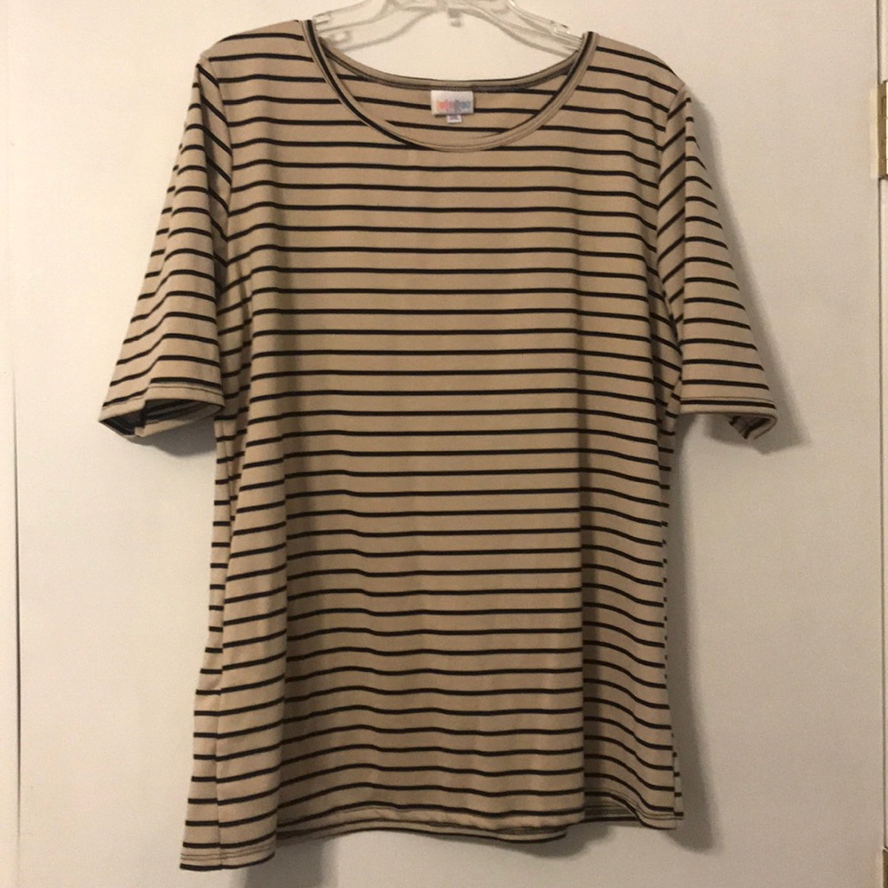 LuLaRoe Black and Tan striped Gigi